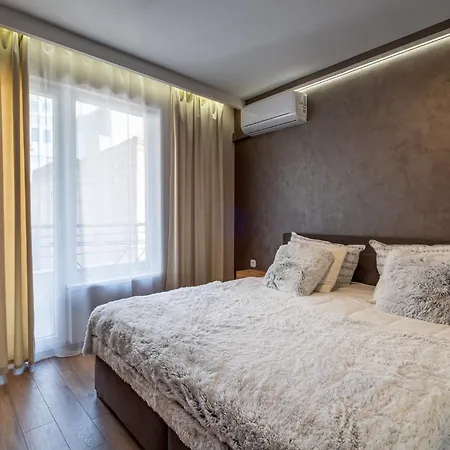 Luxury Redefined In City Center - Elevate Your In A Smart And Modern * Várna